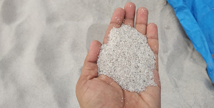 SILICA SAND